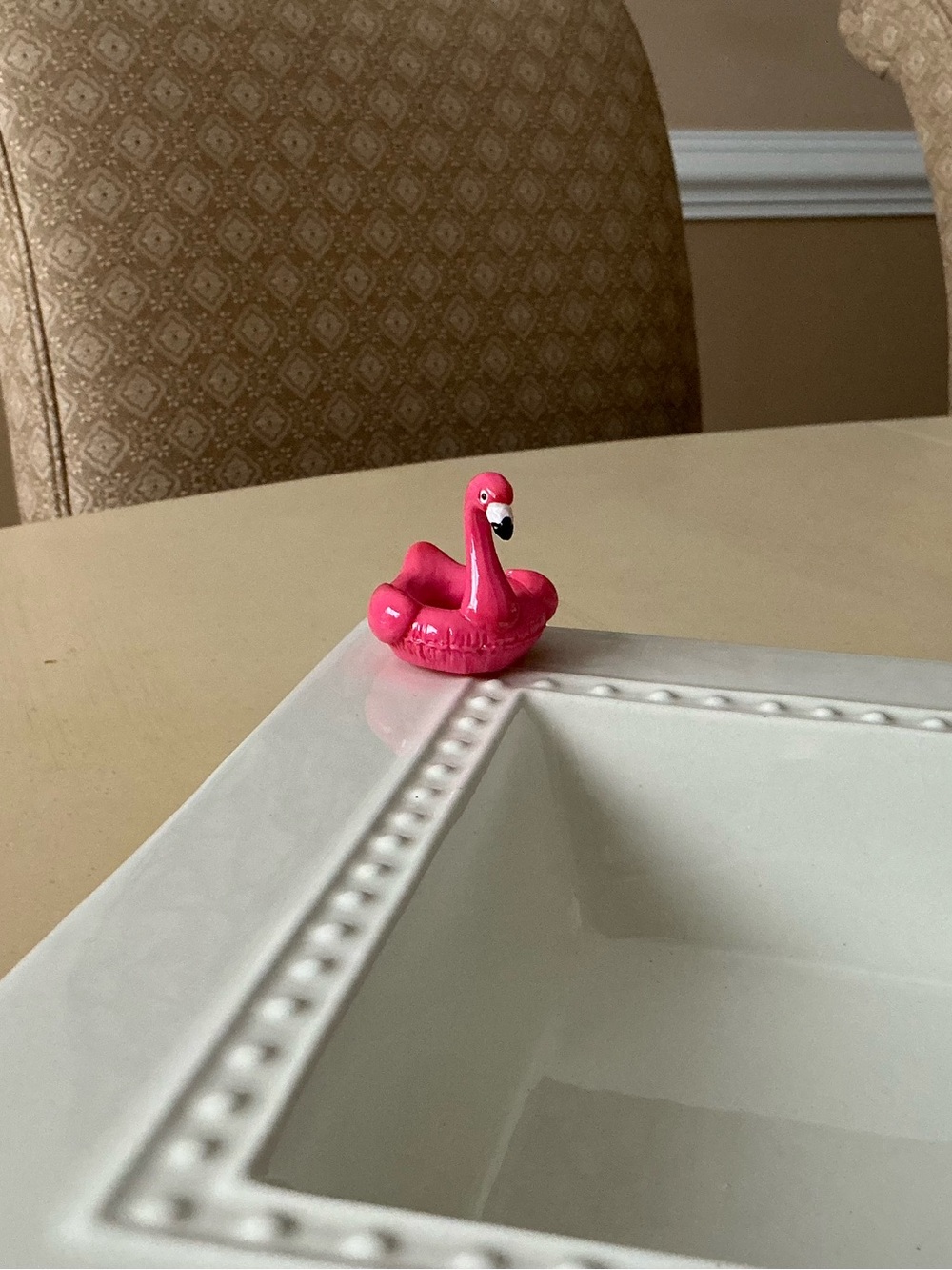 Summer Pink Flamingo Pool Float Platter Decoration 🦩